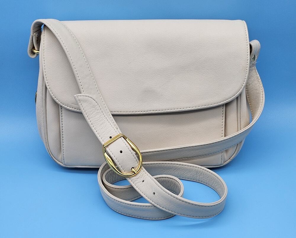 Etienne Aigner Cream Soft Leather Shoulder Crossbody Quiet Luxury Grandmacore